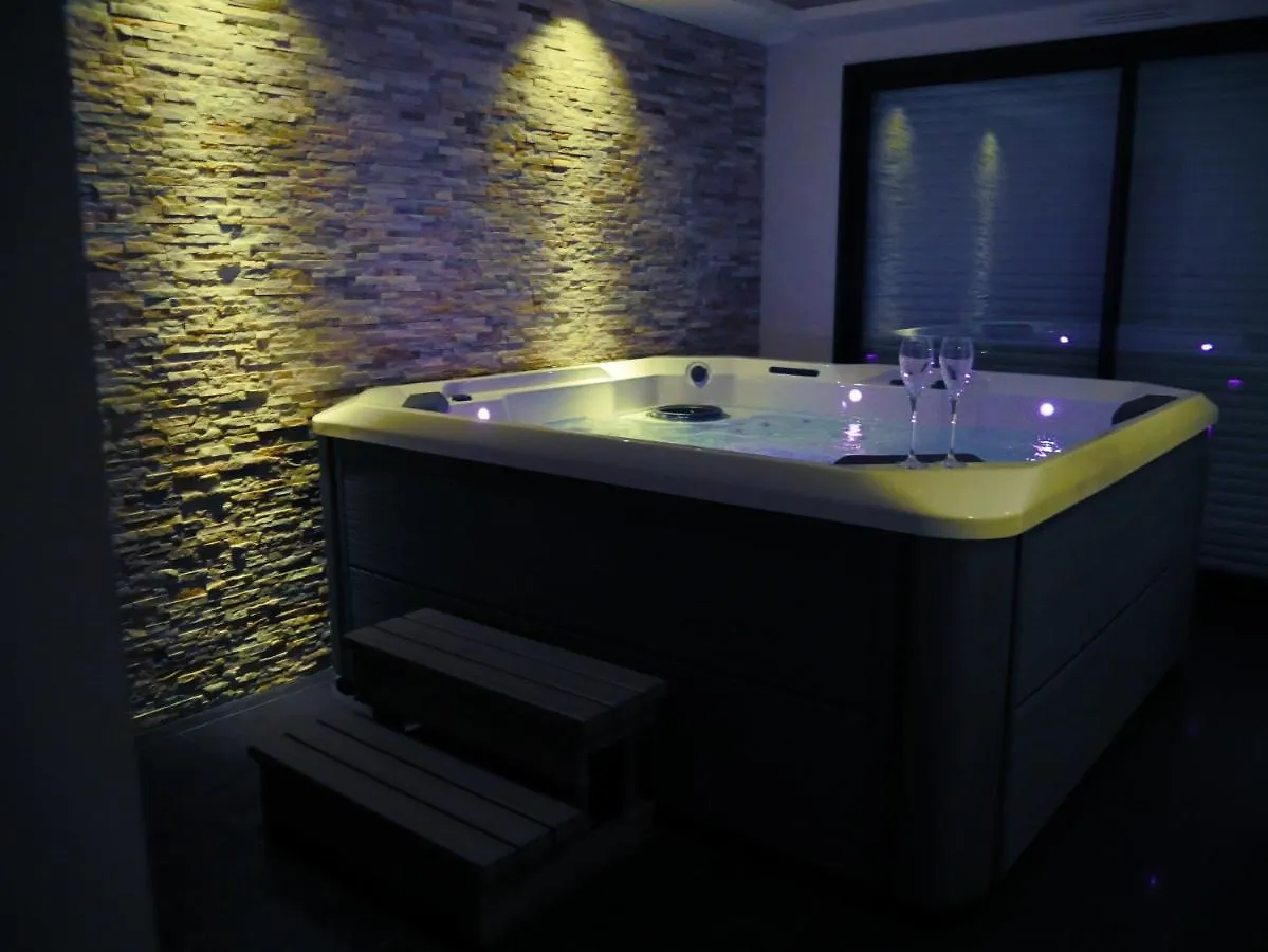Gite Il Etait Une Fois Spa Privatif Bourgbarré